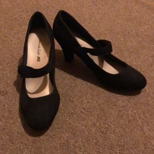 American Eagle Black Vintage Low Heels